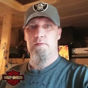 Meet your Posher, Travis